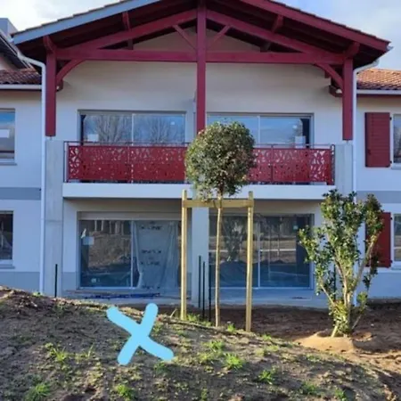Apartment Location *